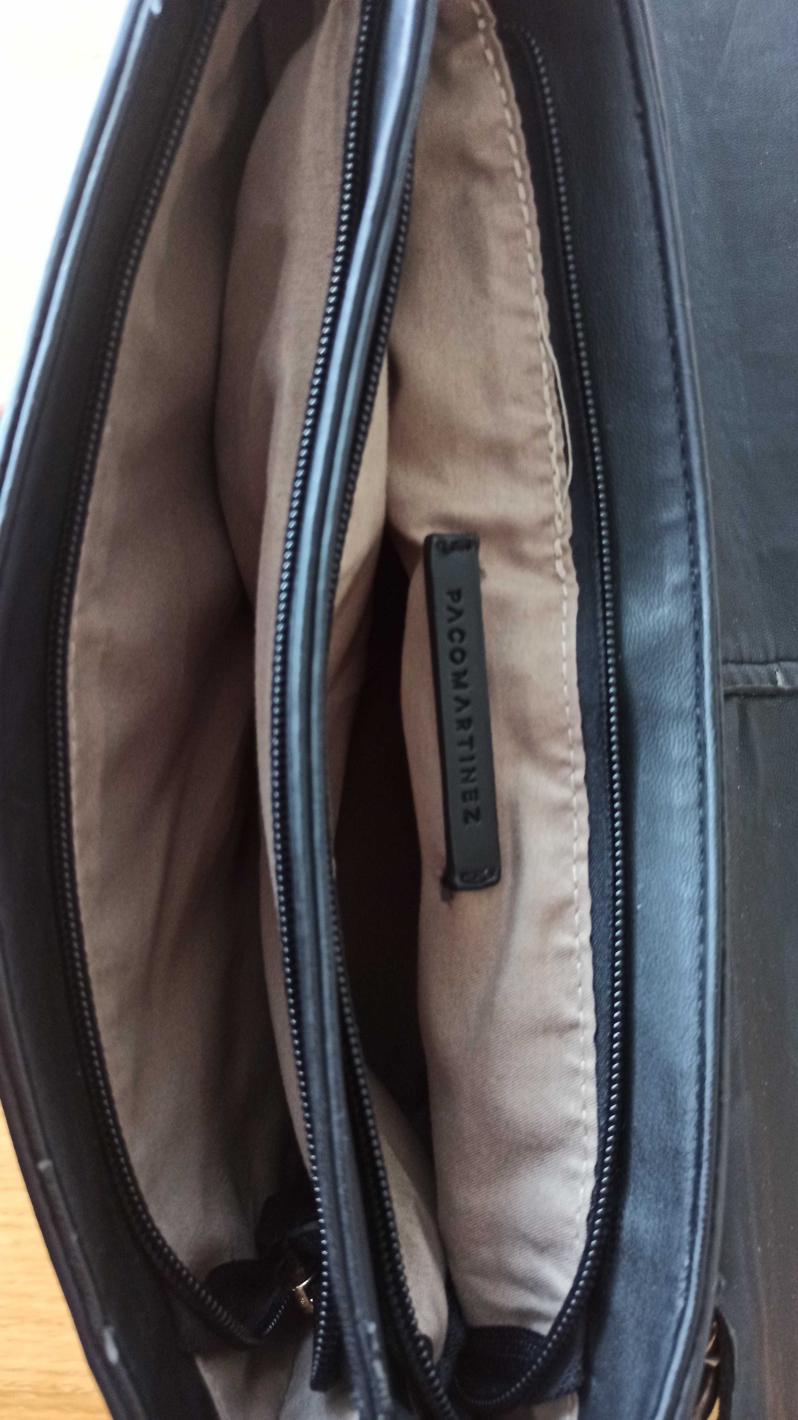 Черна чанта през рамо Paco Martinez, 31x22x6 см