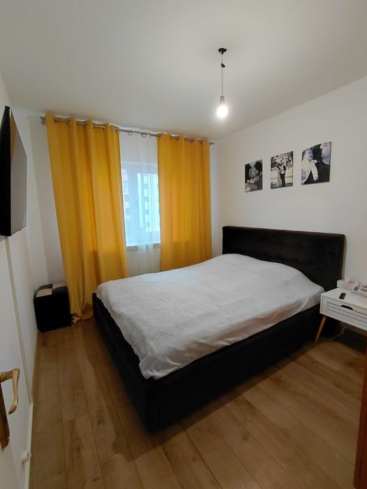 Apartament de vânzare 3 camere decomamdate