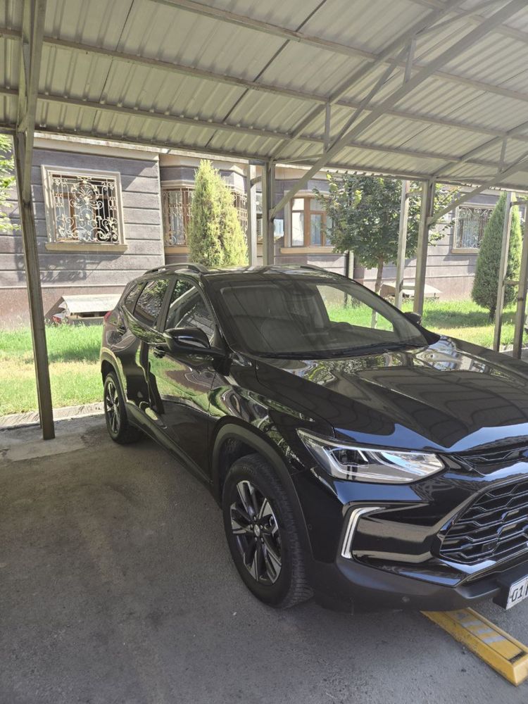 Chevrolet tracker premier 2023 toza
