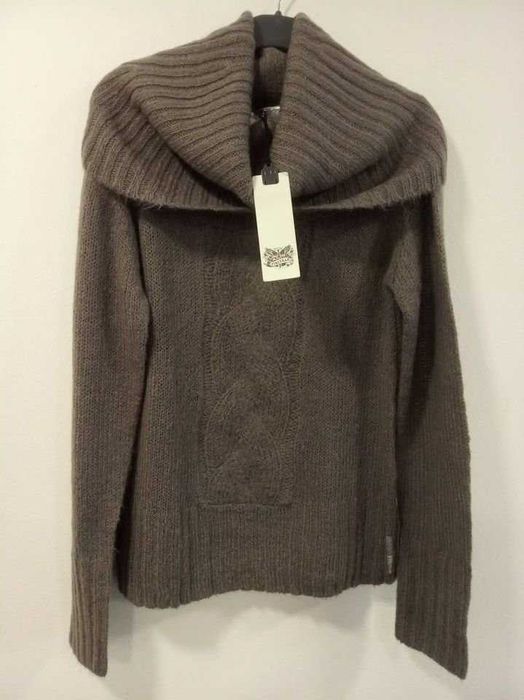 Новый женский свитер английского бренда FIRETRAP.