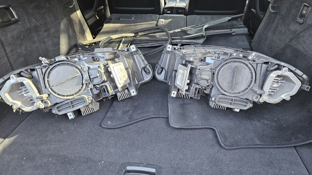 Ляв и Десен Фар за BMW F10/F11 Бмв Ф10/Ф10 HELLA