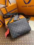 Louis Vuitton Trio Messenger