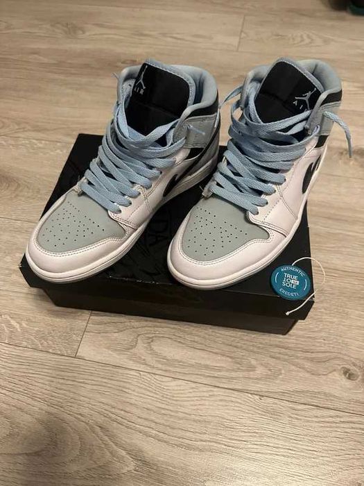 Jordan 1 Mid SE Blue mărimea 41