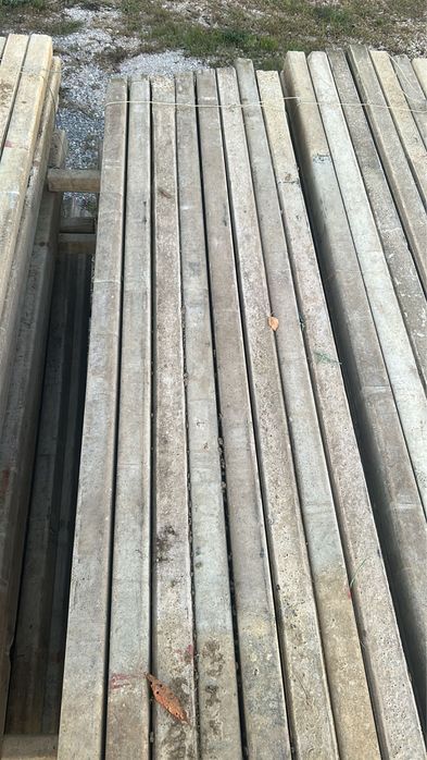 Stâlpi beton 4 fire de fier