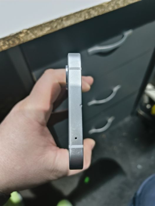 Vand/schimb nothing phone 1.