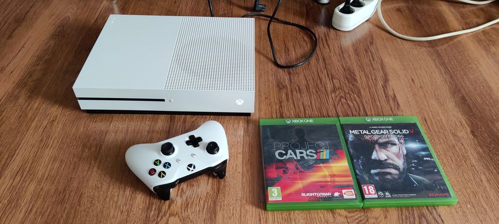 Xbox one slim 1 t