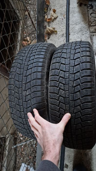 Vand 2 cauciucuri 185 65 14