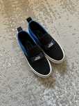 Tenisi tip slip on