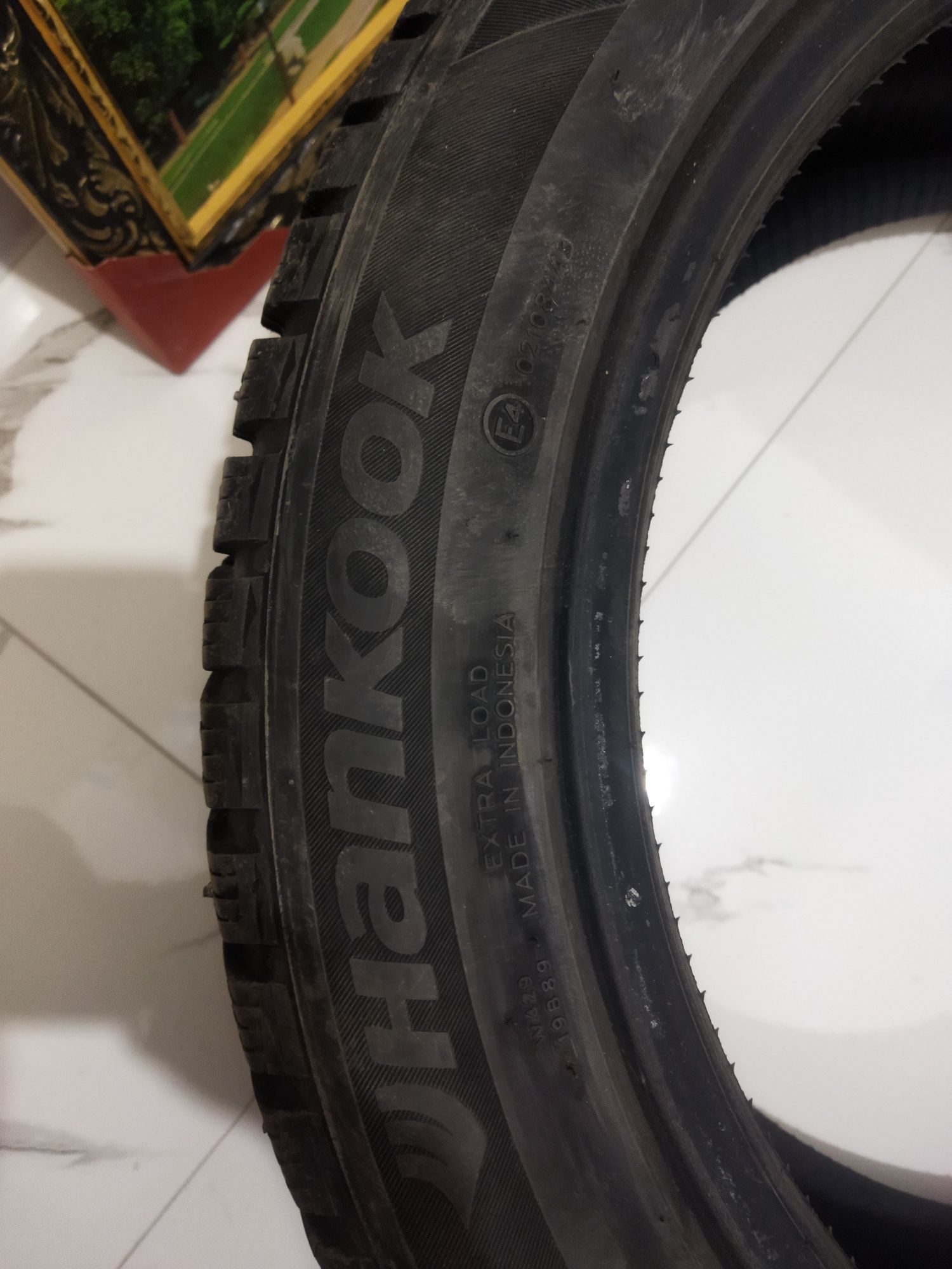 Шины зимние Hankook 225,50,17