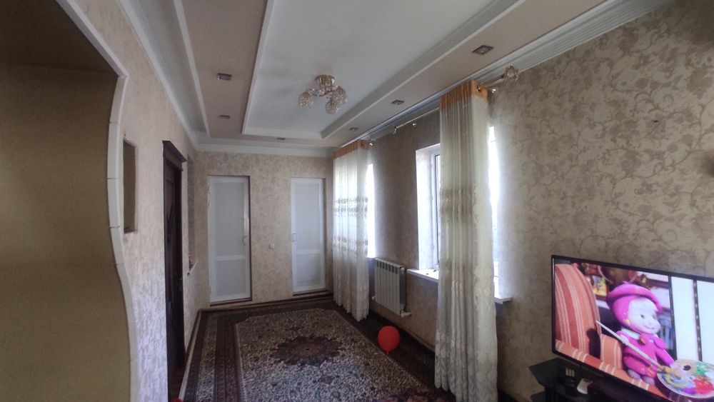 Uy sotiladi 2.4 sotix