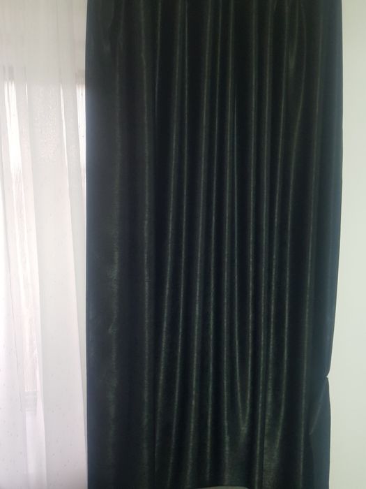 Draperi negre.grose