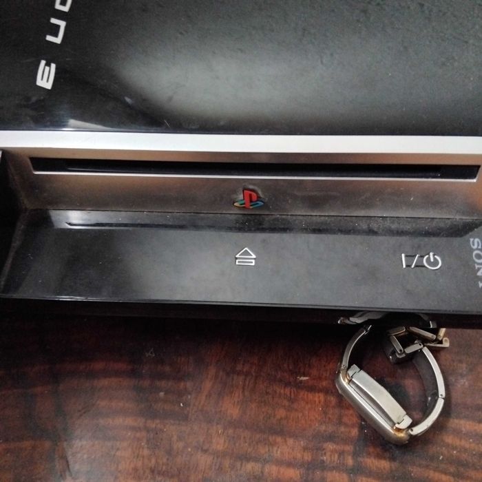 prodavam pleisteishan3