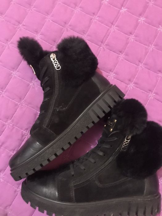 Уникални зимни боти естествена кожа, пух, заек Eva Minge, Guess,