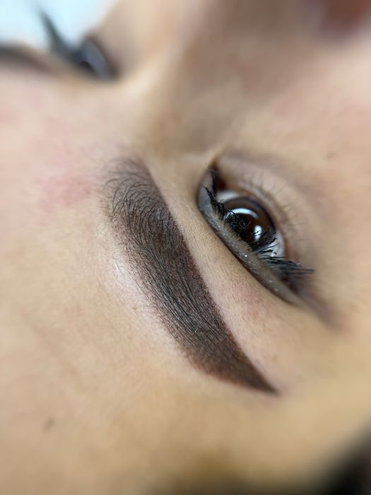 Micropigmentare sprancene , buze & Eyeliner