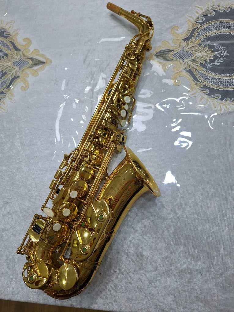 Saxofon B&S series 600