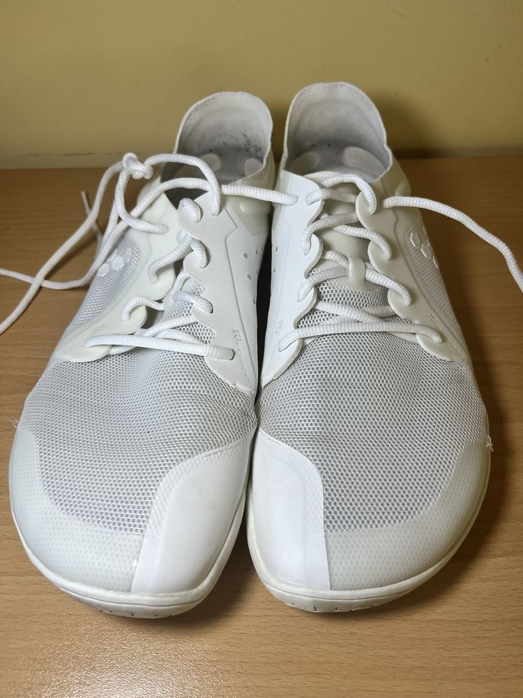 VIVOBAREFOOT – Primus Lite III Bright White. Боси обувки на Вива.