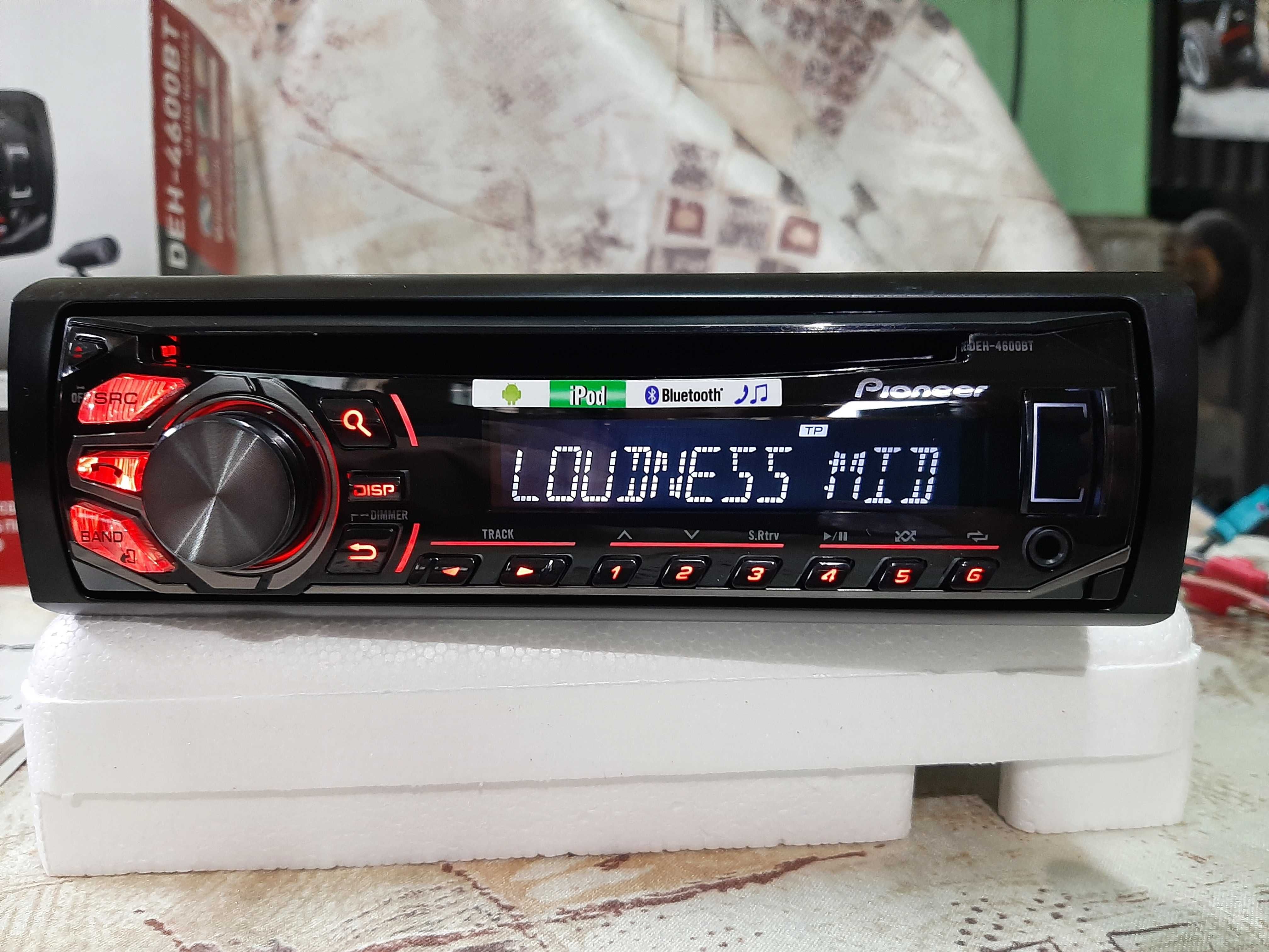 Pioneer DEH 4600BT- чисто нов!