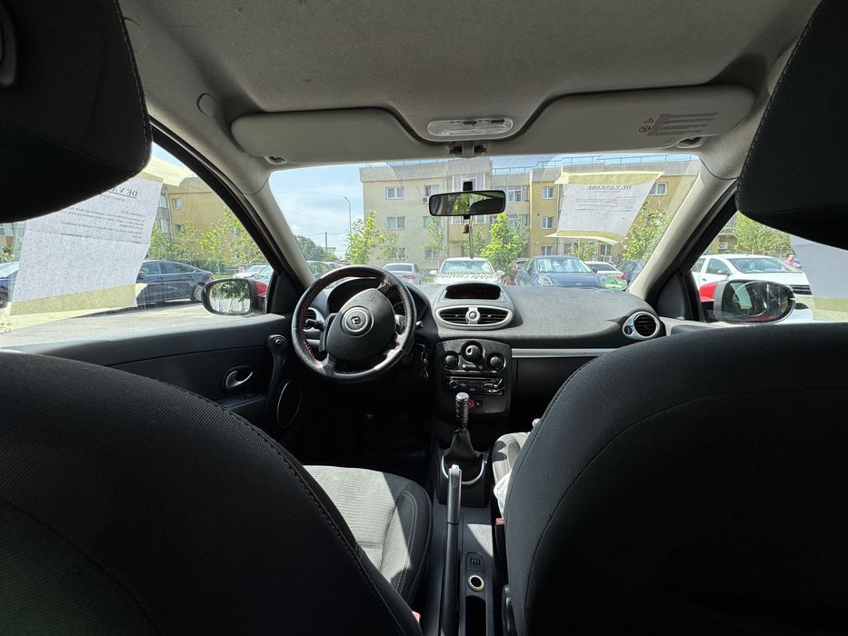 Renault clio 3 2010