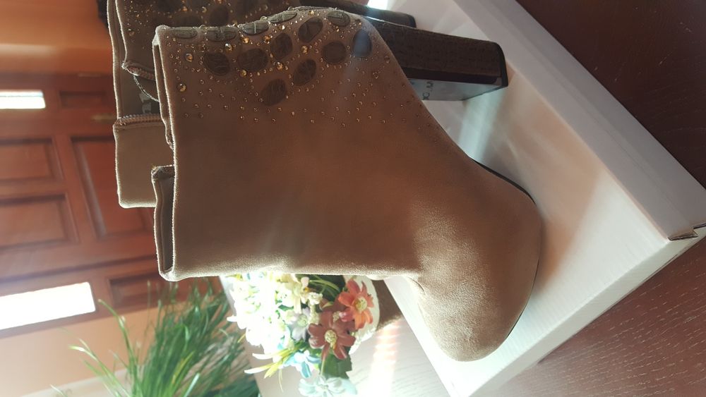 Botine/ Ghete NOI de damă, elegante, superbe!