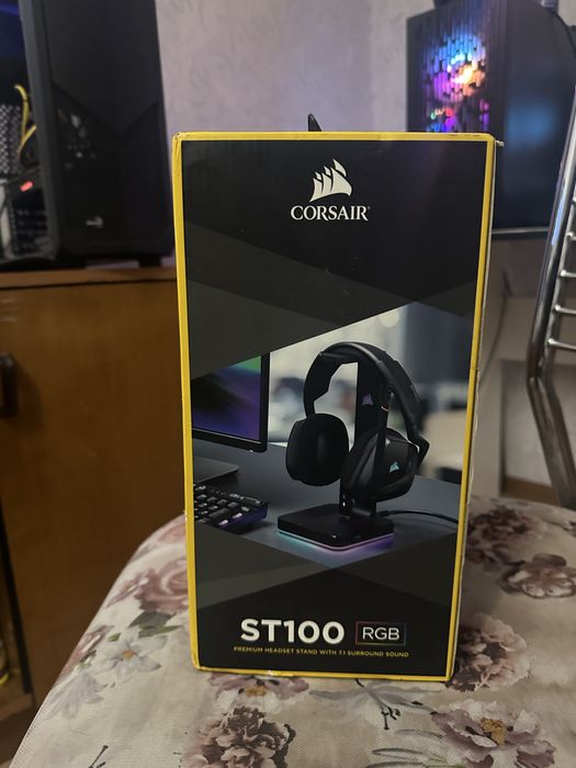 Продам гарнитурную подставку для наушников