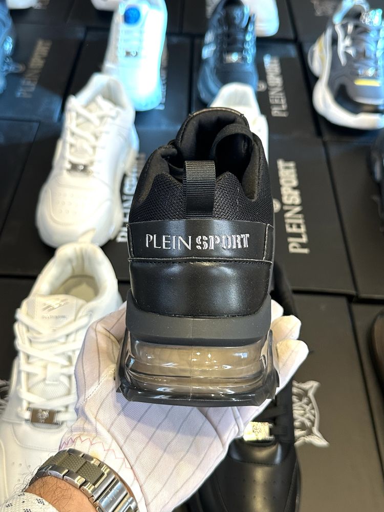 Оригинални мъжки маратонки Plein Sport