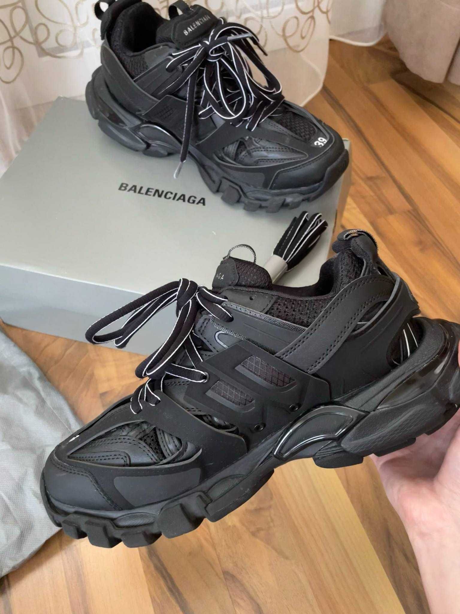 Balenciaga Track 39 номер