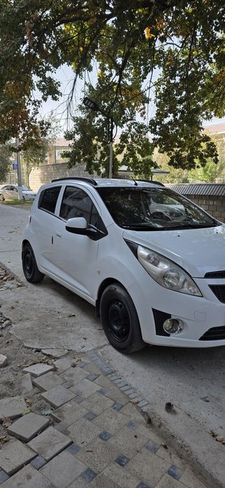 Спарк сотилади narxi 53milon