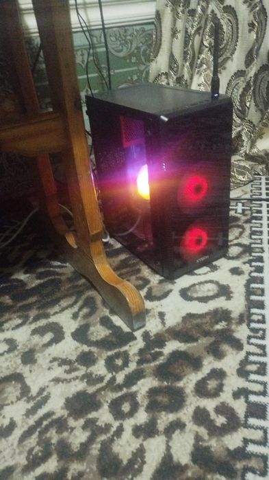 Byudjetni Igravoy Kampyuter polni Kamplekt