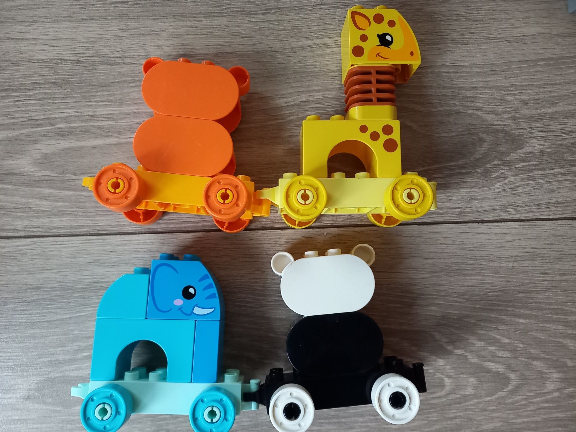 Lego Duplo влак  с животни