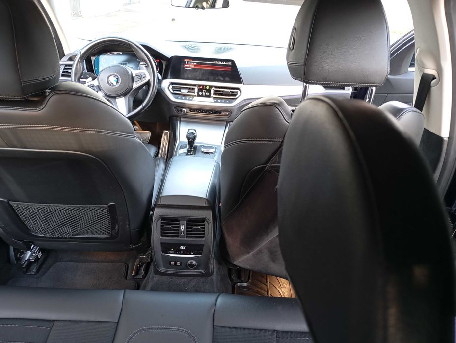 De vanzare BMW seria 3  320D anul 2019 luna 11, Pret 19800 Euro.