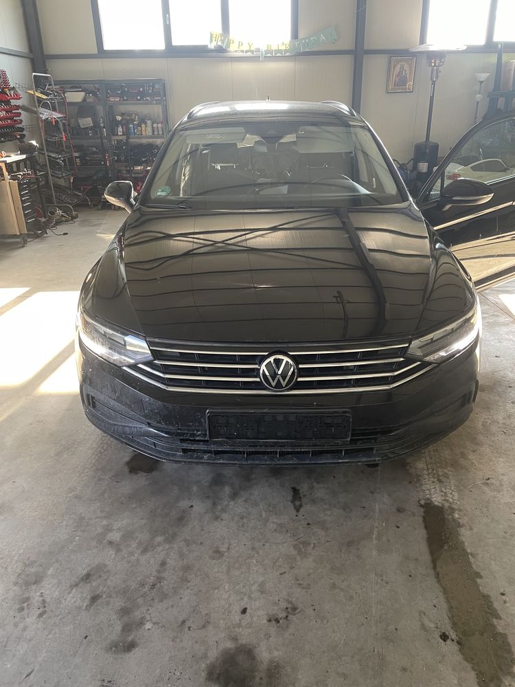 Boxa usa stanga / dreapta fata / spate Volkswagen Passat b8 arteon