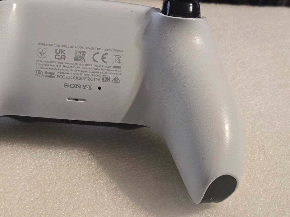 Controller Wireless PlayStation 5 DualSense, White - poze reale