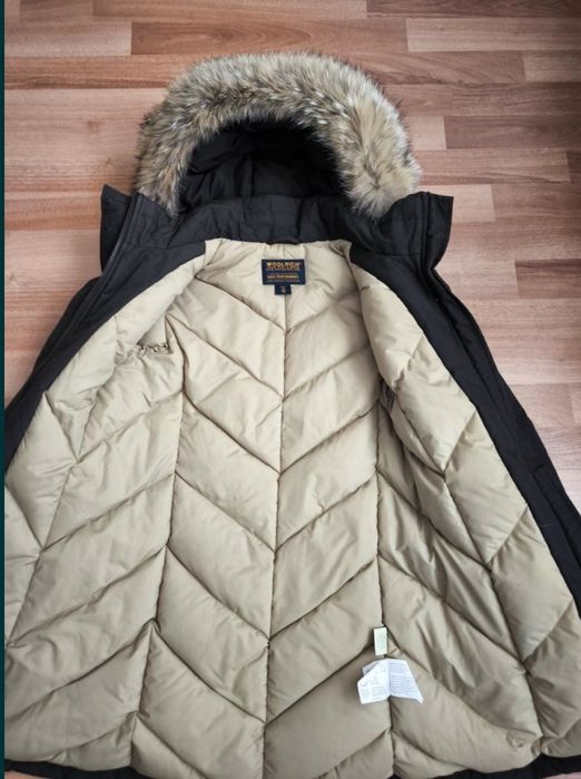 Geaca iarna puf și pene  Woolrich 10-11 ani