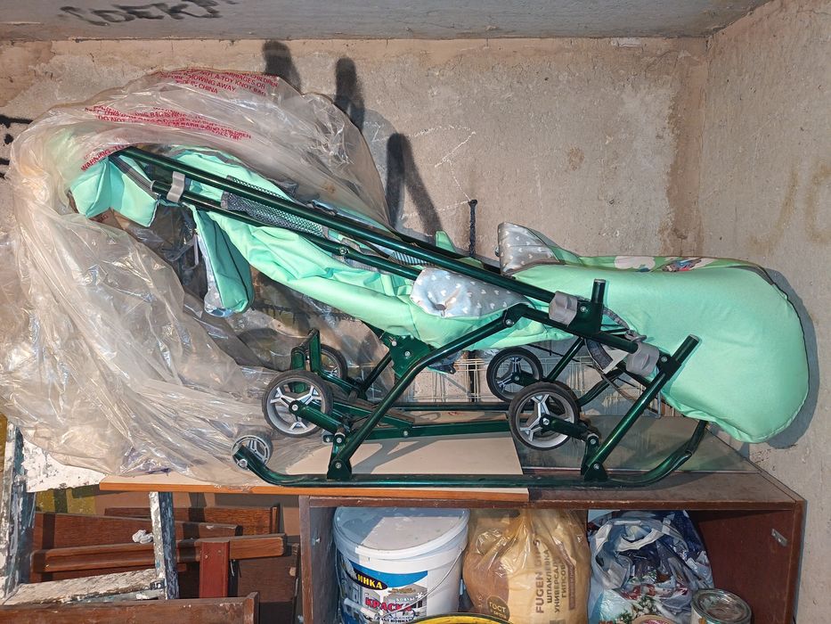 Продам санки в хорошем состоянии