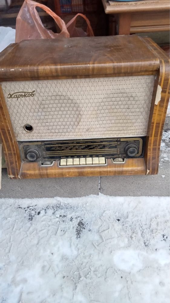Радио старинный