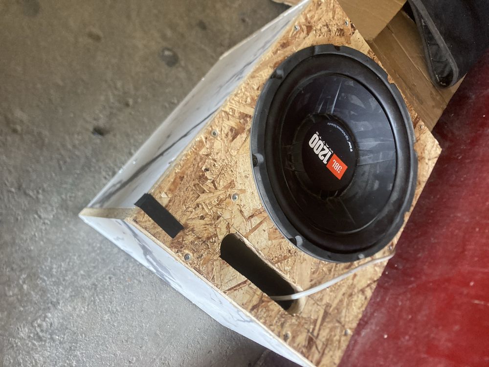 Сабуфер jbl 1200w