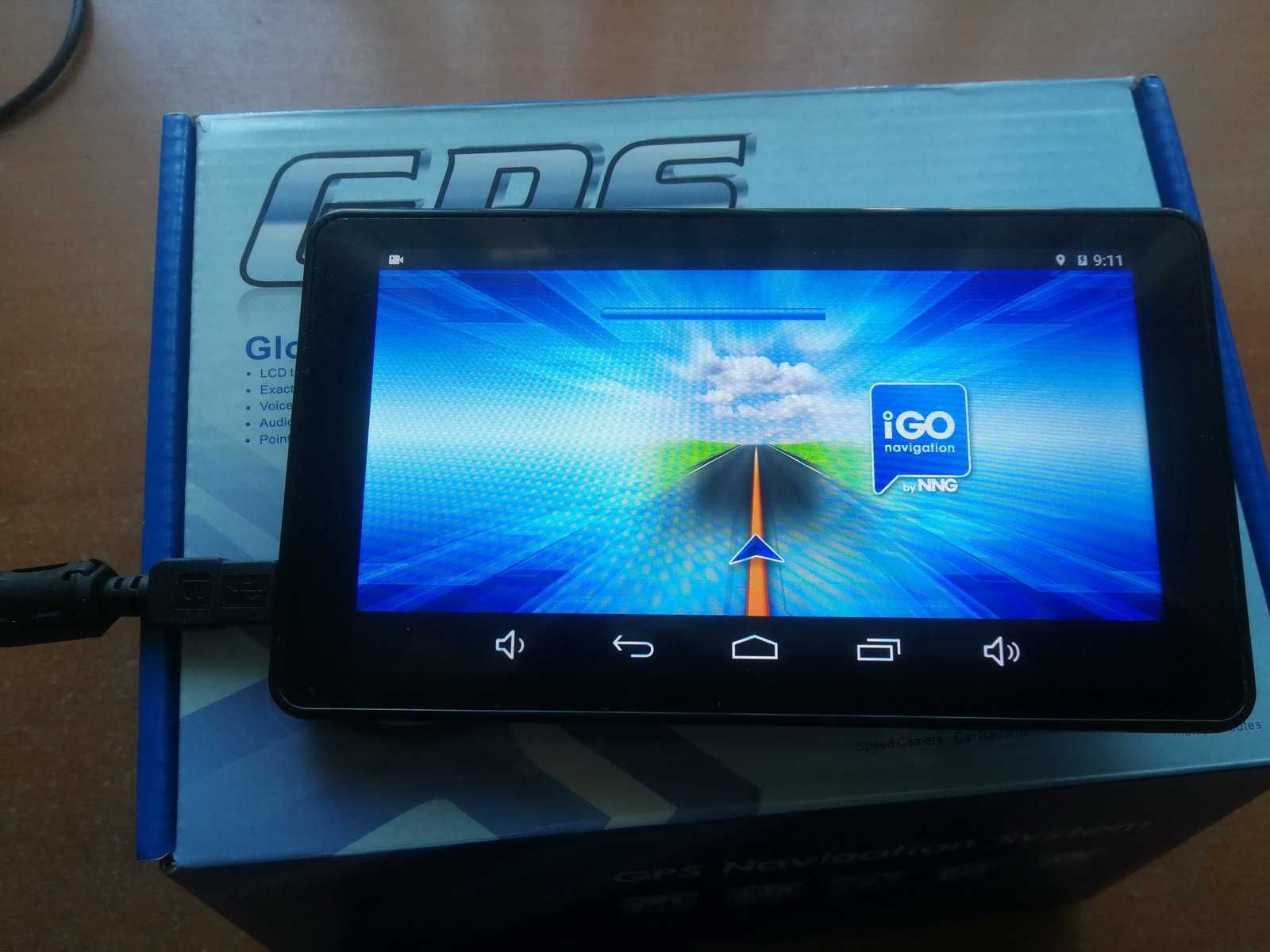 Мултимедия на магнитна стойка Android GPS Wifi Mp3