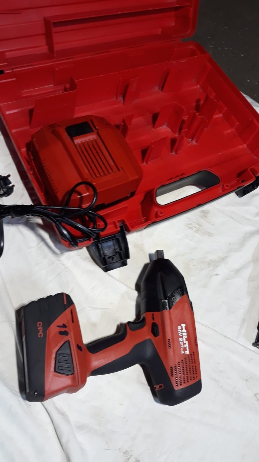 Hilti filetanta  Rotopercutor  T 30 pendular