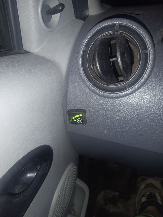 Vând Dacia Logan 1,4 GPL, an de  fabricație 2005