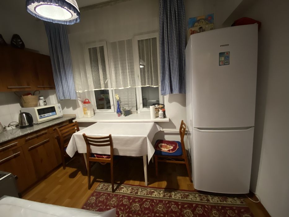 Подселение. Ищу одну девушку в 1-ком квартире. Толеби Ауэзова