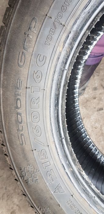 БУСОВИ ЗИМНИ-2023г.-16цола-215/60-1бр.-95лв."-като нови