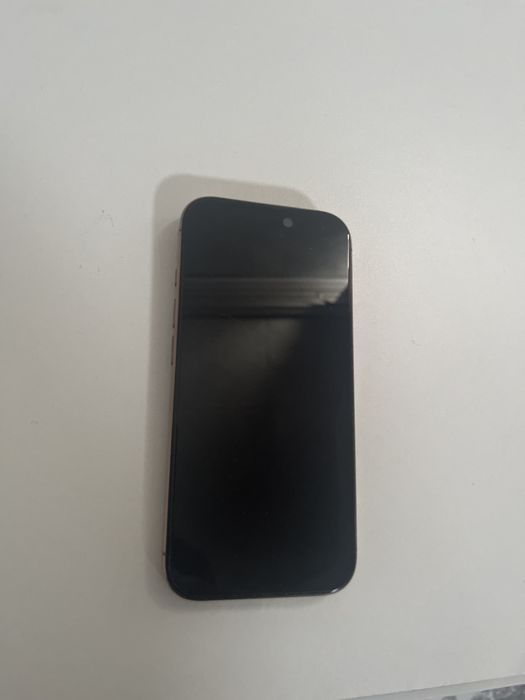 Продам айфон 16про 128гб