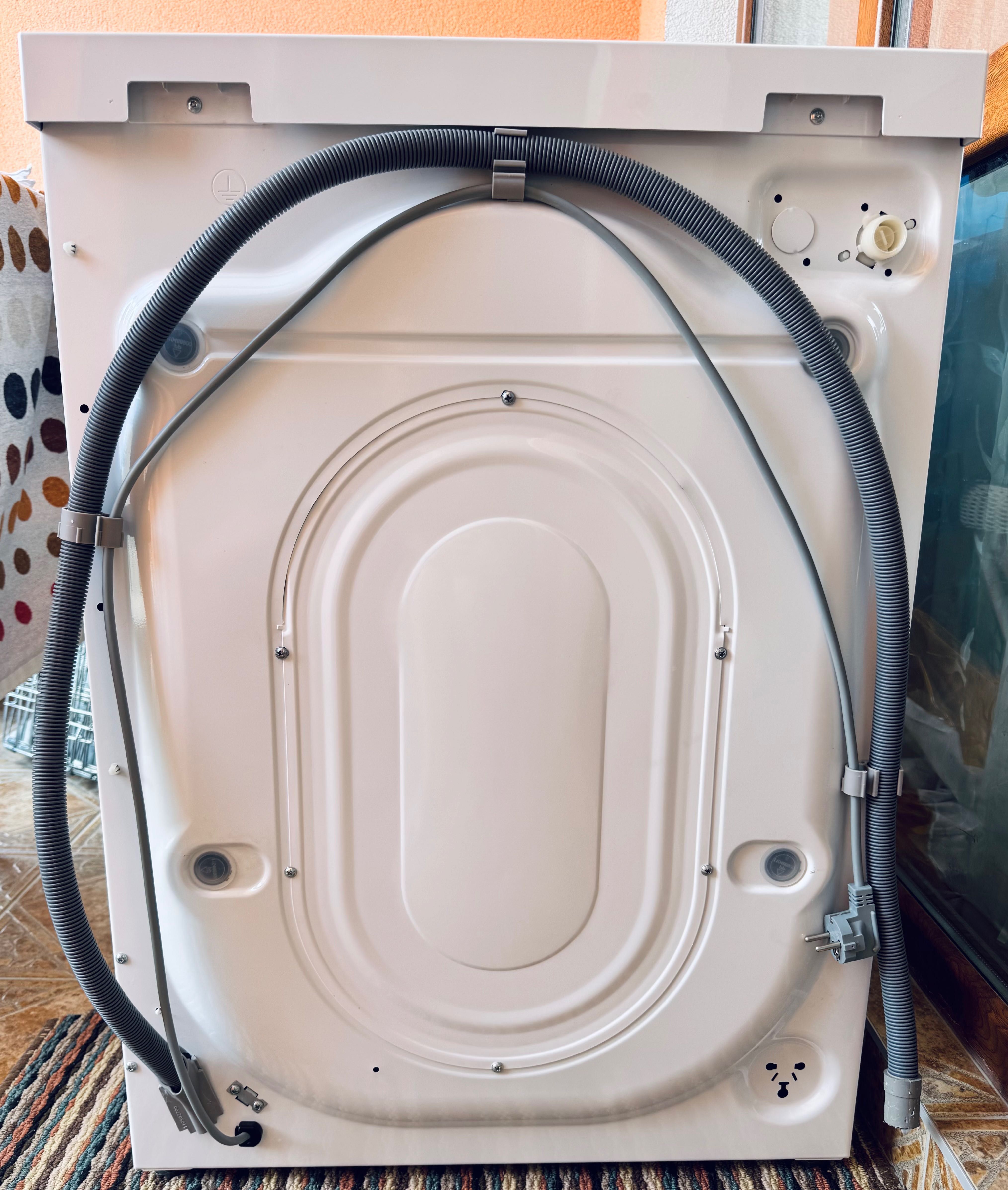 Пералня Zanussi Lindo 300 – 6 кг, работи отлично