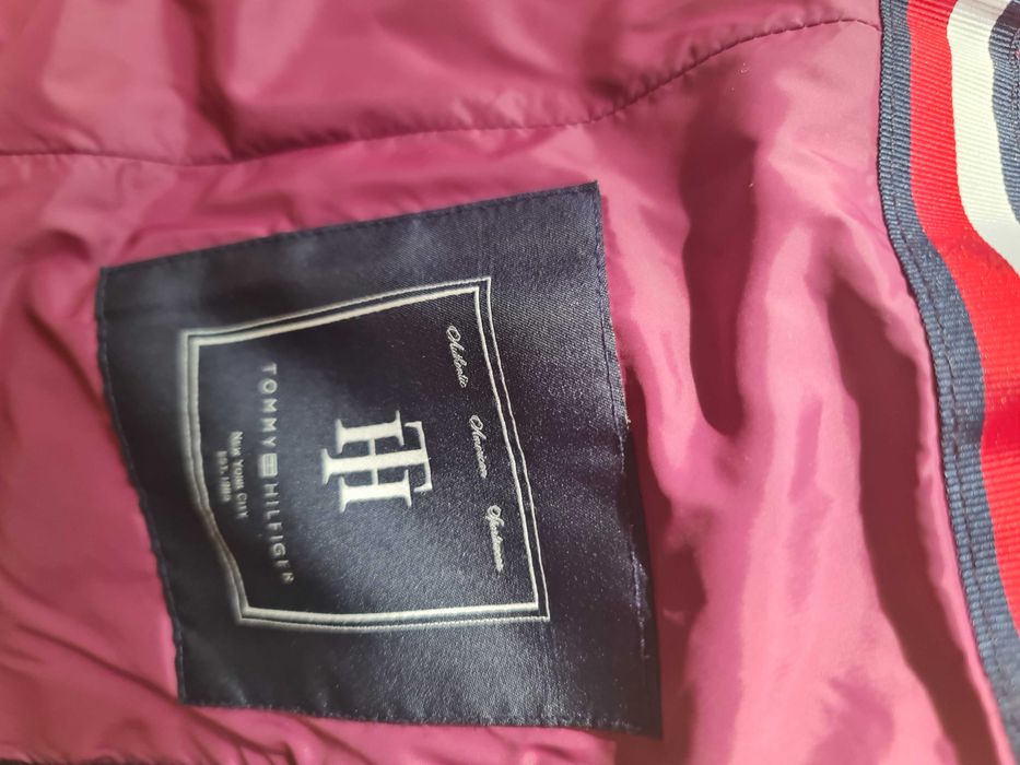 TOMMY HILFIGER Дамско пухено яке XS