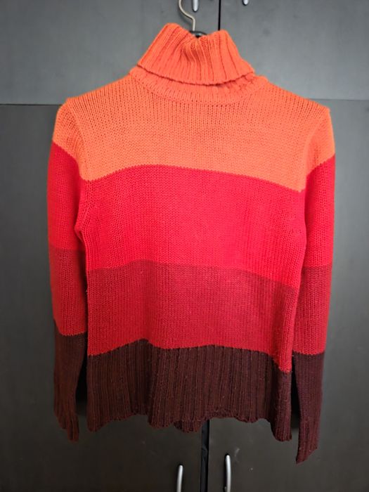 Дамски пуровер -размер М