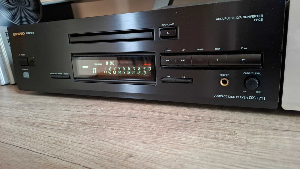 ONKYO INTEGRA componente linie clasa superioara