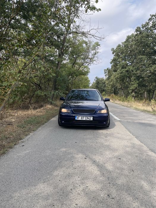 Vand sau schimb opel astra G 1.6 8v