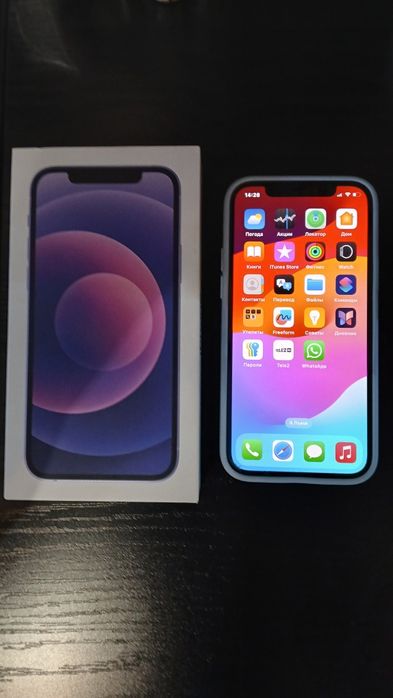 Айфон 12 в отличном состоянии