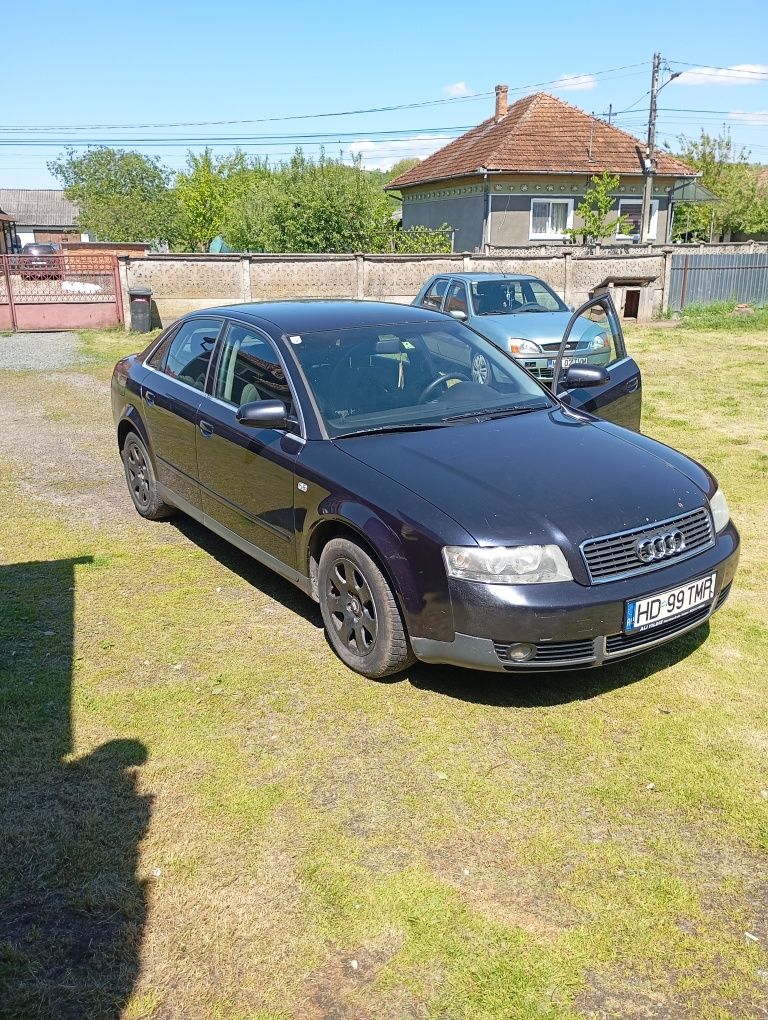 Vând Audi A4 B6 an 2003