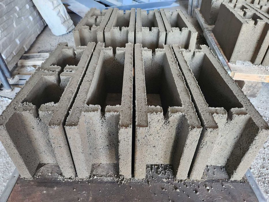 Gard beton, Boltari, Capace rigole rutiere, Bolduri rutiere